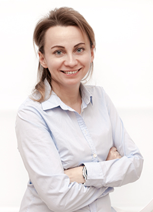 Dr Marta Łukasz